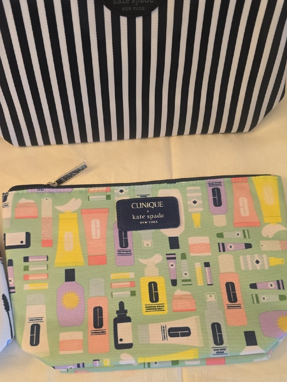 4 Clinique x Kate Spade Cosmetic Bags - Multi Color Sets New